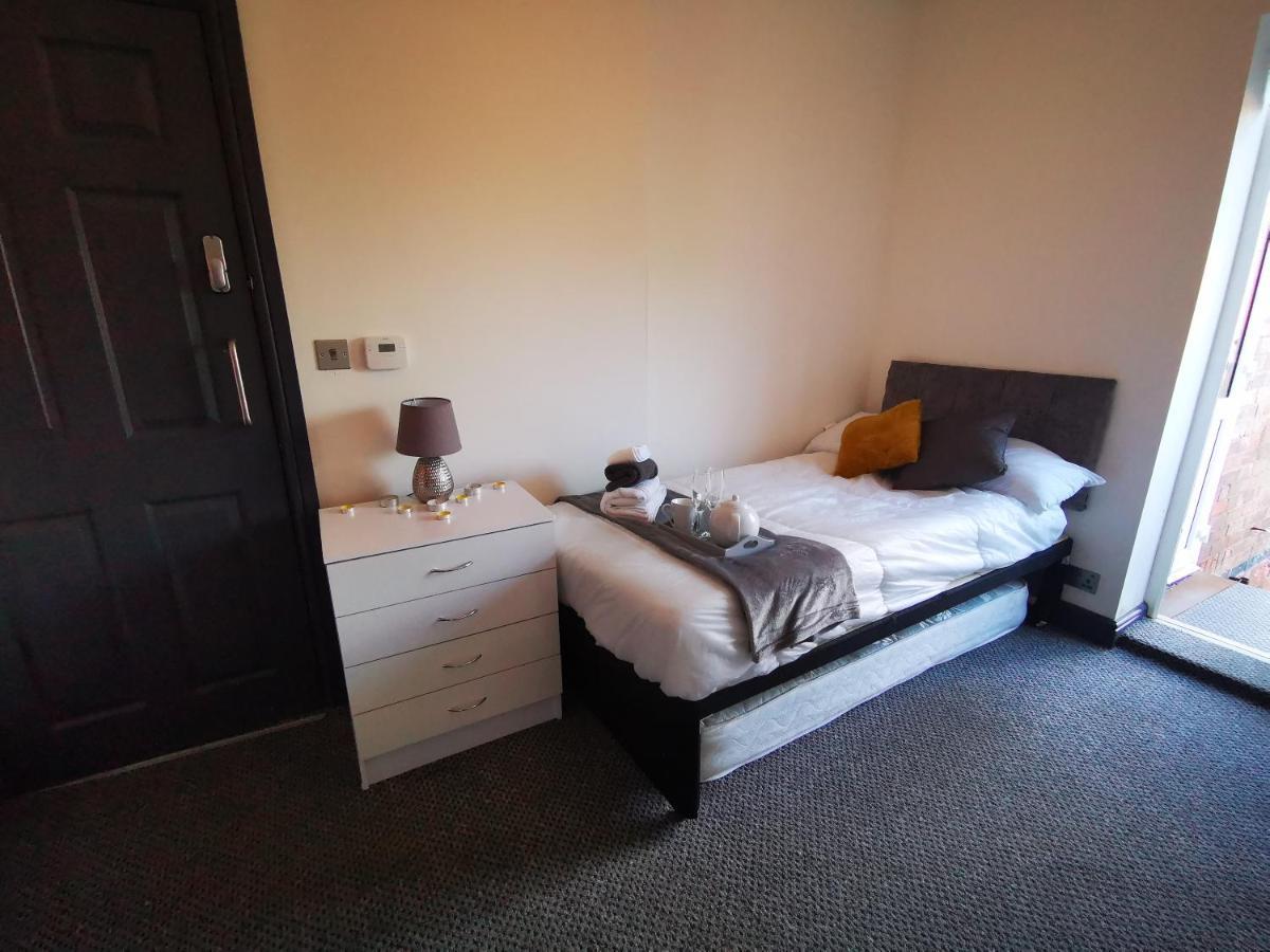 Mapperley House - Under New Management Promotional Rates Available Hotell Nottingham Exteriör bild